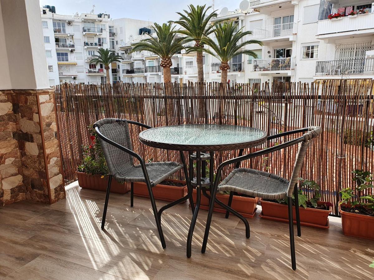 Rico Apartaments Parador Nerja Luaran gambar