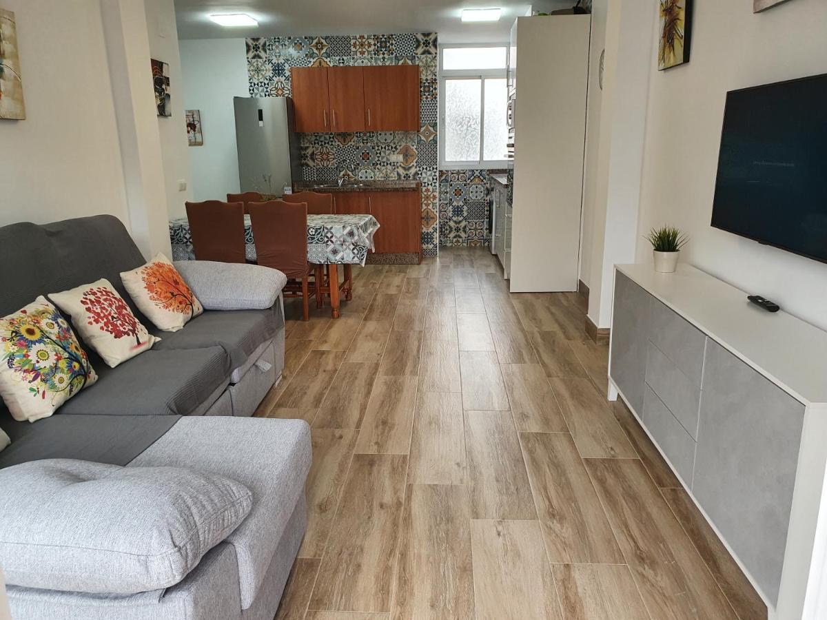 Rico Apartaments Parador Nerja Luaran gambar