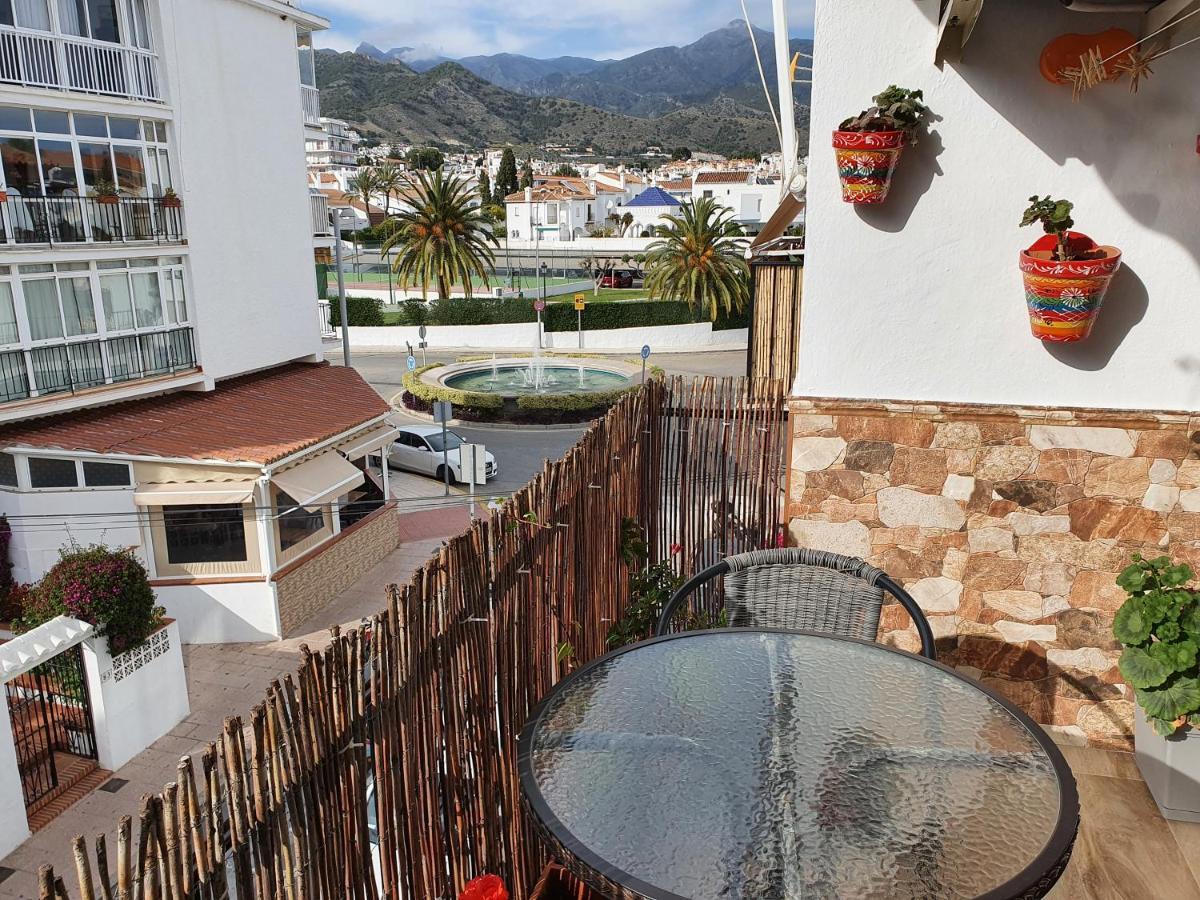 Rico Apartaments Parador Nerja Luaran gambar