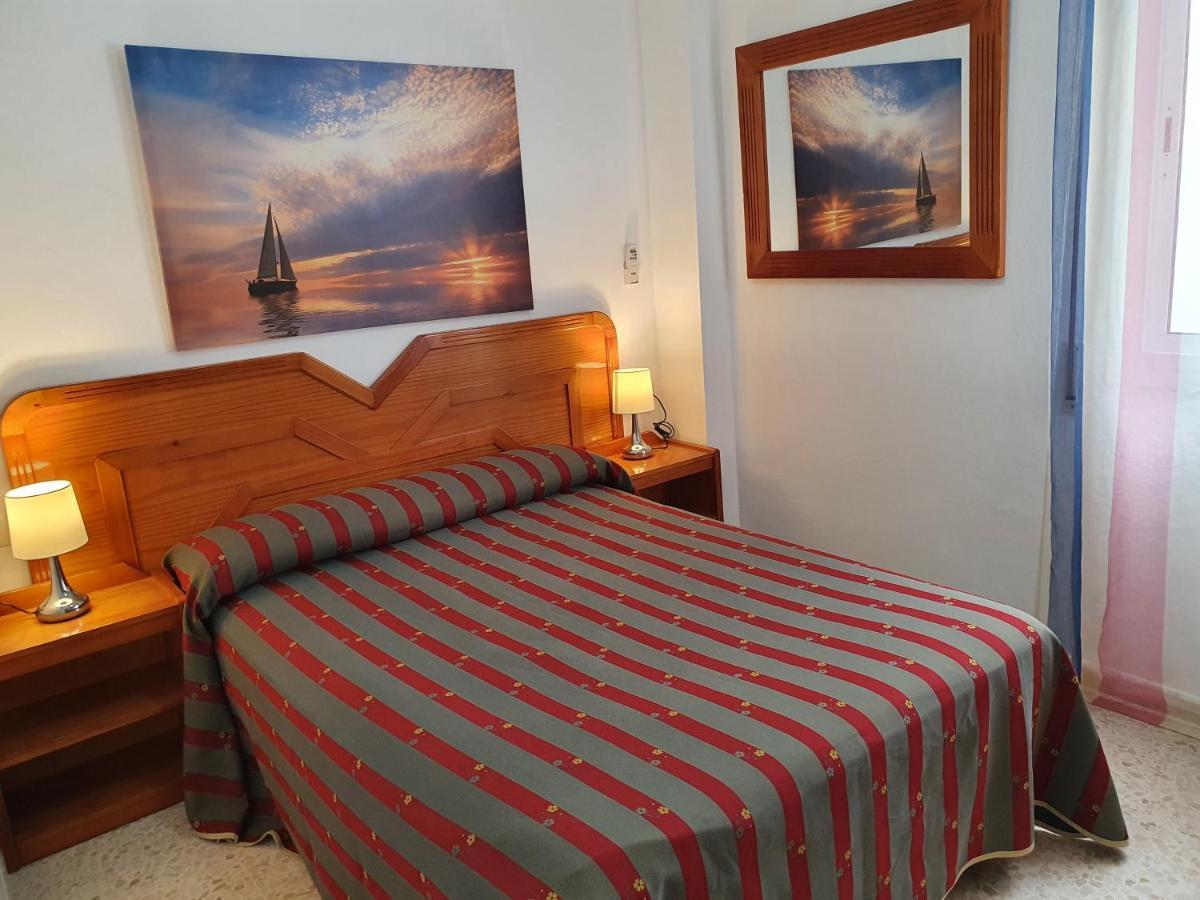 Rico Apartaments Parador Nerja Luaran gambar