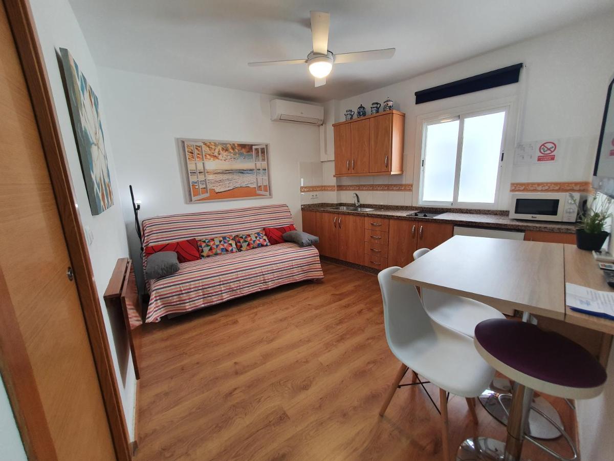 Rico Apartaments Parador Nerja Luaran gambar